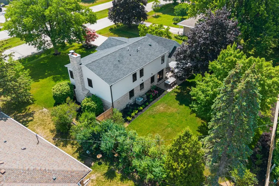 7137 N Santa Monica BOULEVARD, Fox Point, WI 53217 - #3