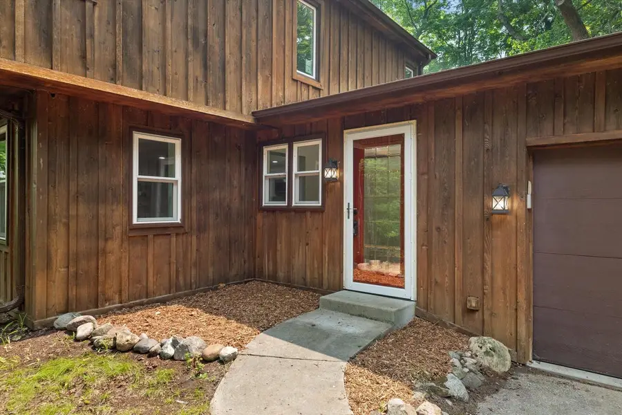 5400 Bauers DRIVE, West Bend, WI 53095 - #2