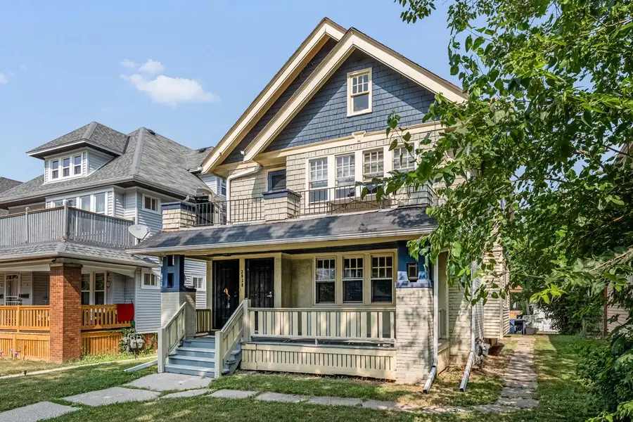 2828 N 49th STREET #2830, Milwaukee, WI 53210 - #2