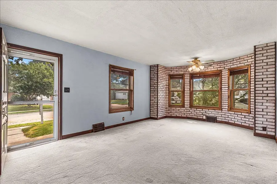 608 Pennsylvania AVENUE, West Bend, WI 53095 - #3