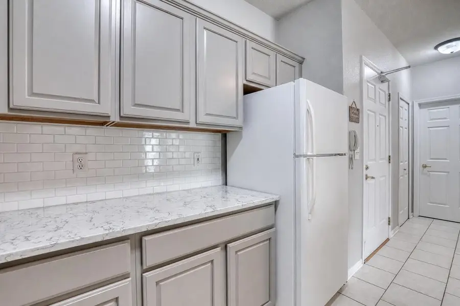 13060 W Bluemound ROAD #108, Elm Grove, WI 53122 - #3