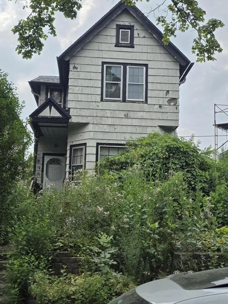 2237 S Woodward STREET, Milwaukee, WI 53207 - #1