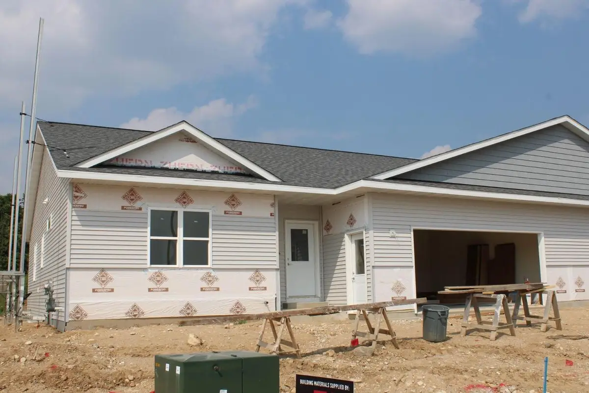 938 Drumlin DRIVE, Kewaskum, WI 53040 - #1