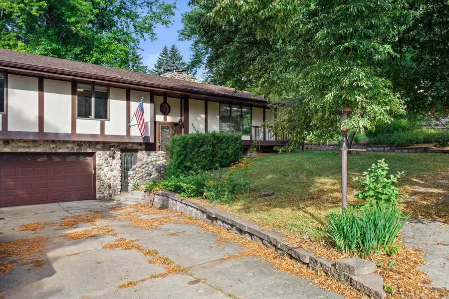 2905 Cody COURT, Waukesha, WI 53188 - #2