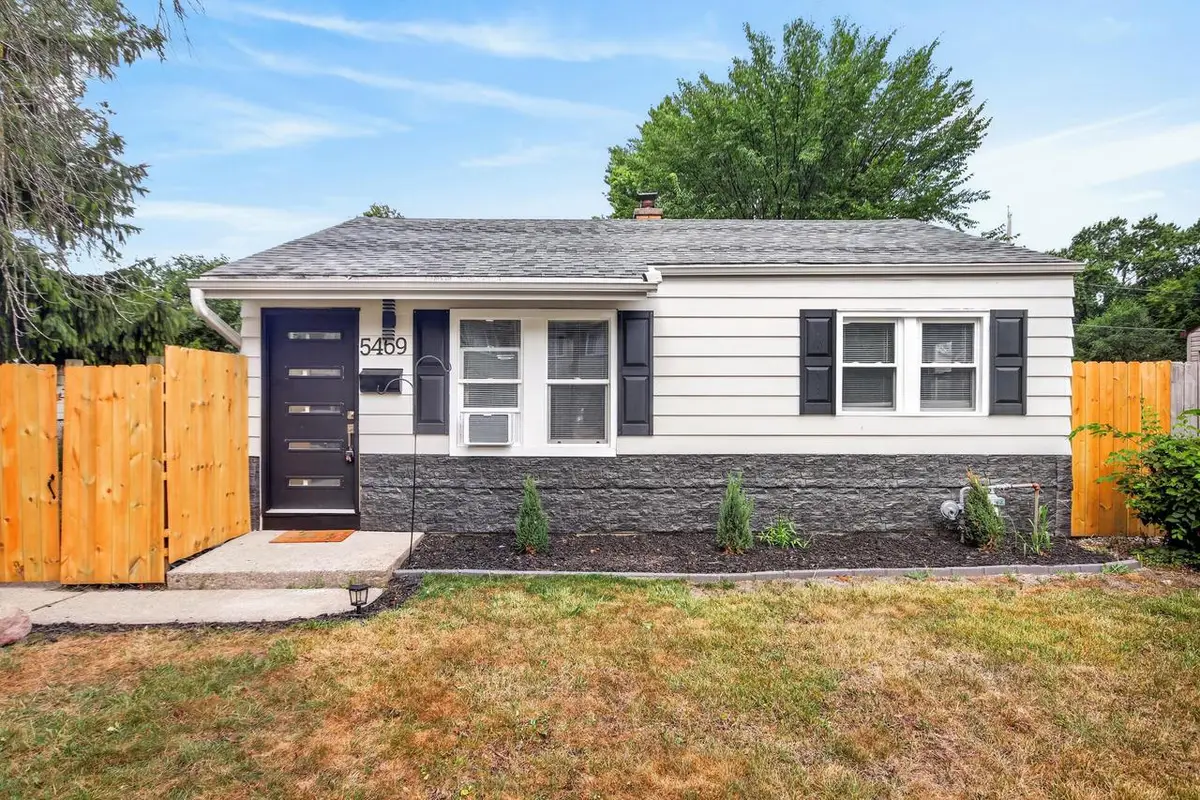 5469 N 58th STREET, Milwaukee, WI 53218 - #1