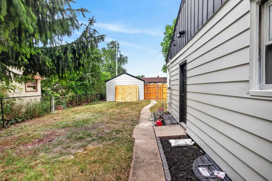 5469 N 58th STREET, Milwaukee, WI 53218 - #3