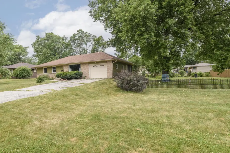 933 Parkview LANE, Mukwonago, WI 53149 - #2