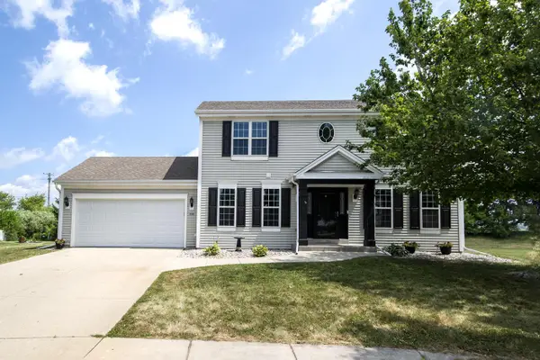 914 Michael COURT, Elkhorn, WI 53121