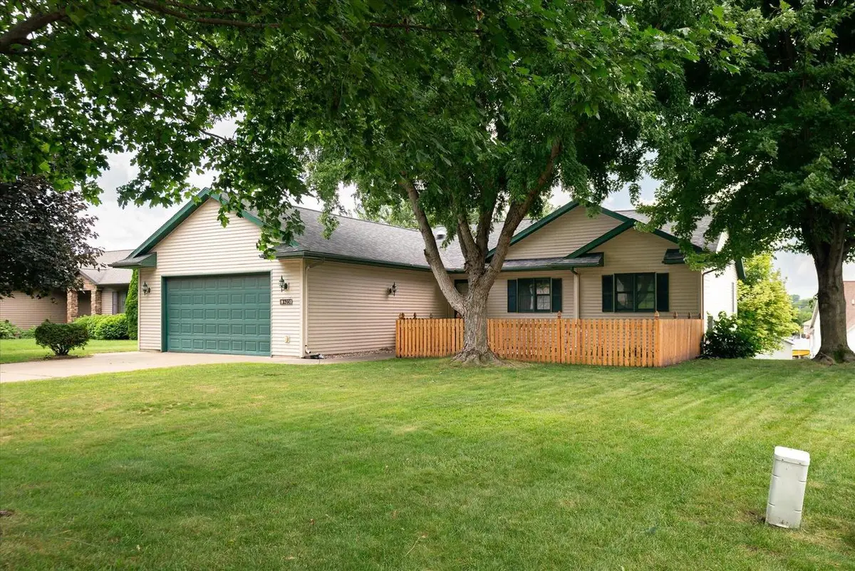 4230 Cliffside DRIVE, La Crosse, WI 54601 - #1