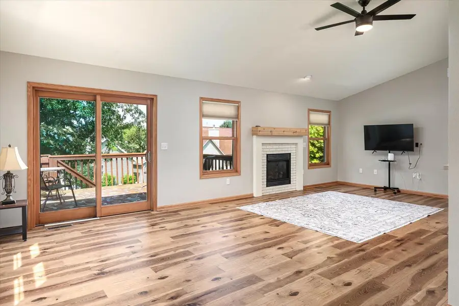 4230 Cliffside DRIVE, La Crosse, WI 54601 - #3