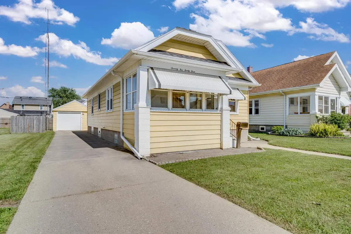 7523 27th AVENUE, Kenosha, WI 53143 - #1