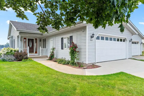 1621 Blue Heron DRIVE, Two Rivers, WI 54241
