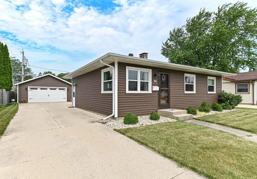 8524 19th AVENUE, Kenosha, WI 53143 - #2