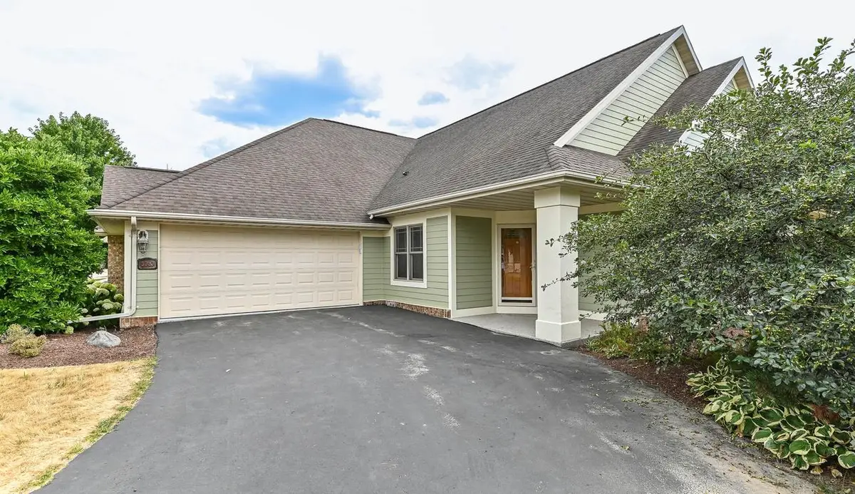3363 W Villa DRIVE, Franklin, WI 53132 - #1