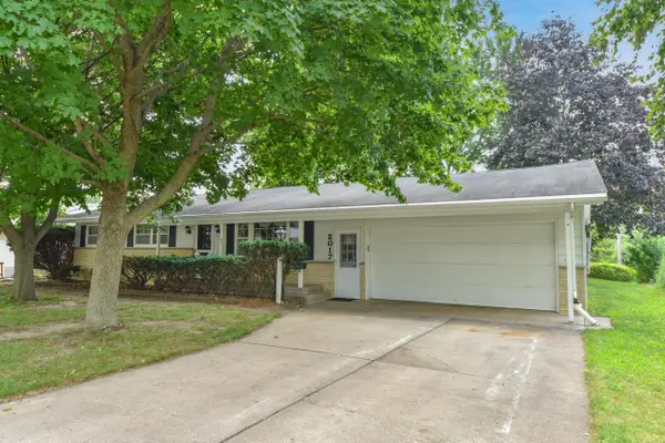 2017 Chestnut STREET, West Bend, WI 53095