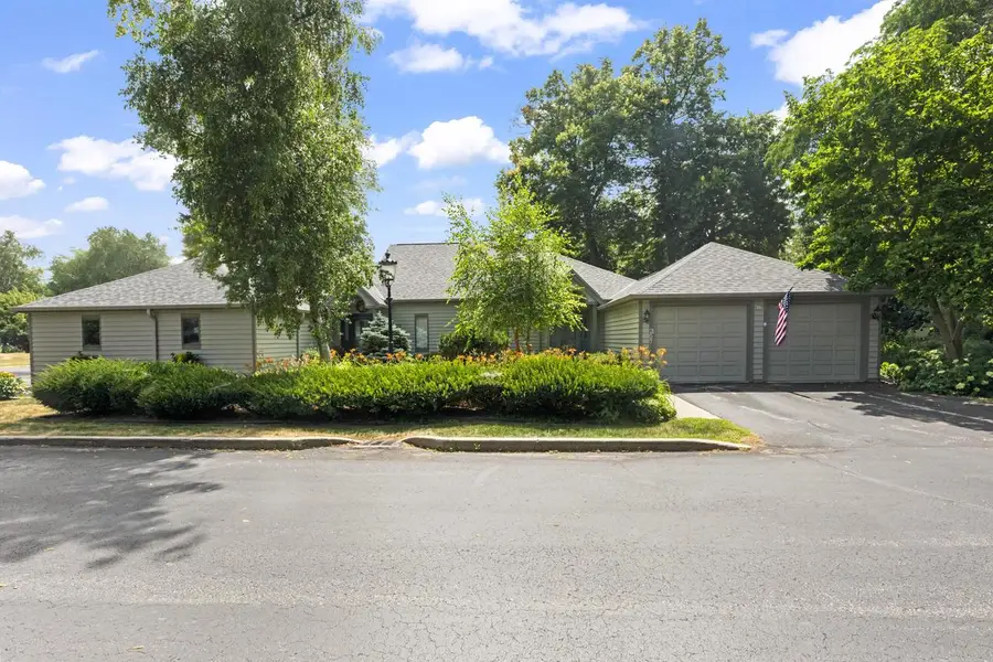 207 Pine TERRACE, Oconomowoc, WI 53066 - #2