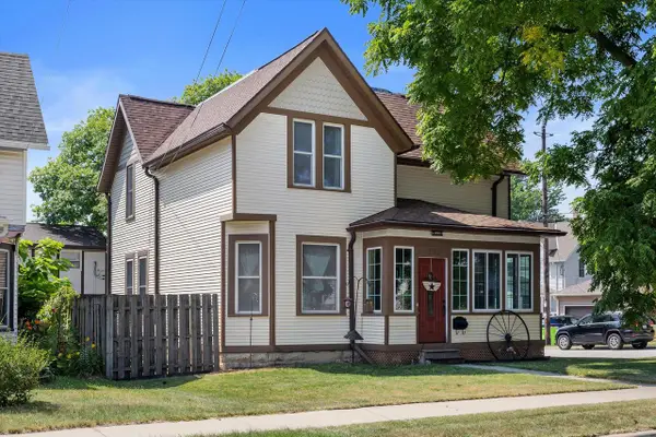 105 S Rural STREET, Hartford, WI 53027