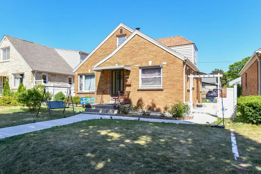 3342 S 26th STREET, Milwaukee, WI 53215 - #2
