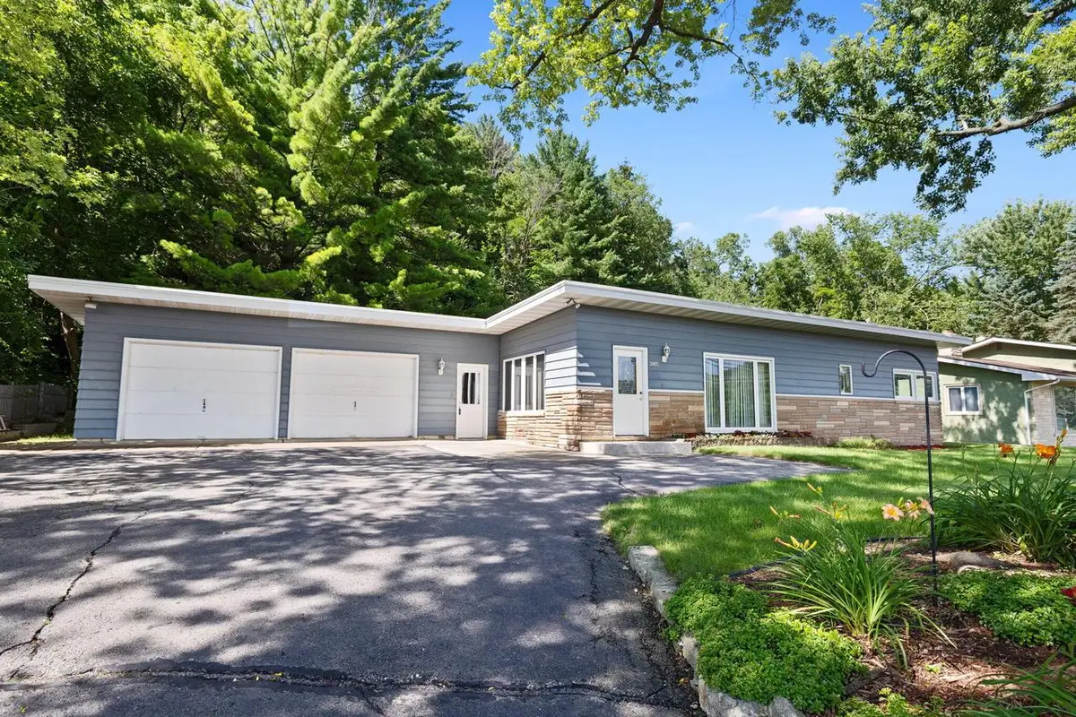 W5748 State Road 33, La Crosse, WI 54601 - #1