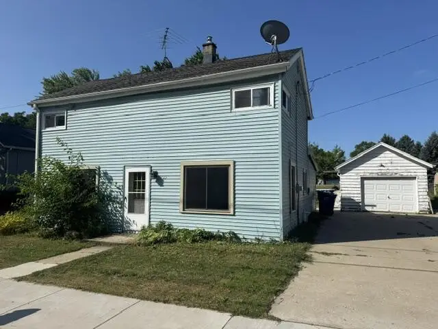 225 W Main STREET, West Bend, WI 53090 - #2