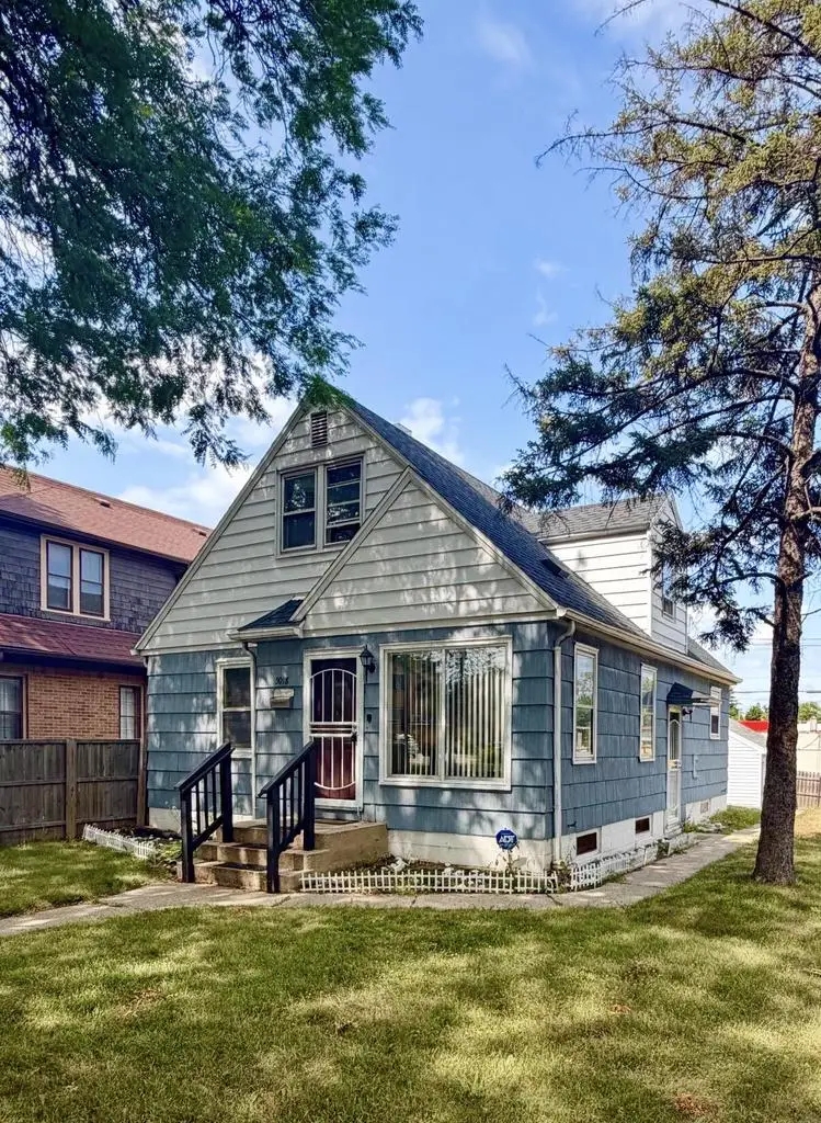 5018 W Medford AVENUE, Milwaukee, WI 53216 - #1