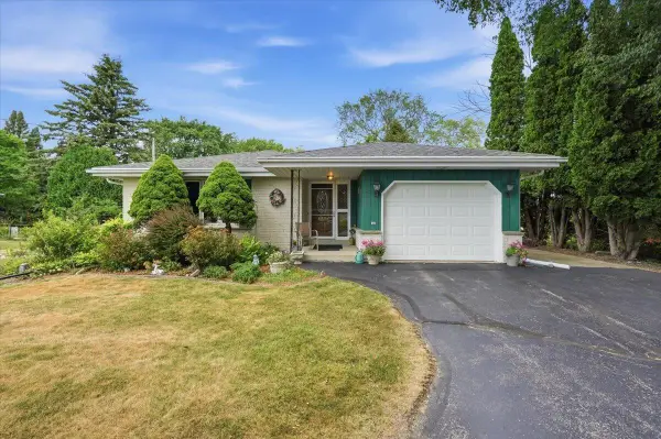 3444 E County Line ROAD, Oak Creek, WI 53154