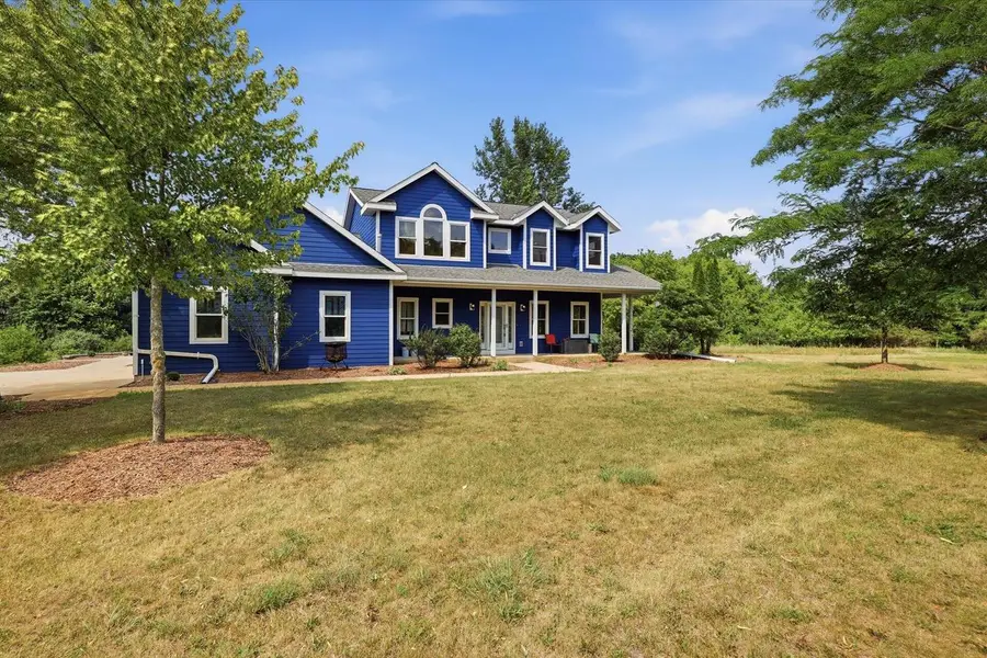 2192 Hall ROAD, Hartford, WI 53027 - #2