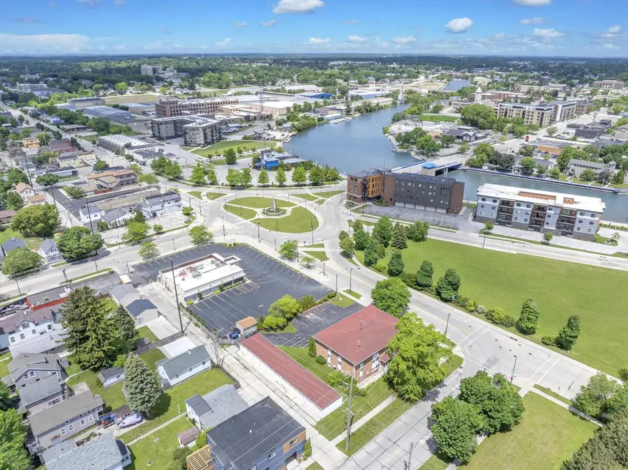 1106 S 7th STREET #11, Sheboygan, WI 53081 - #2
