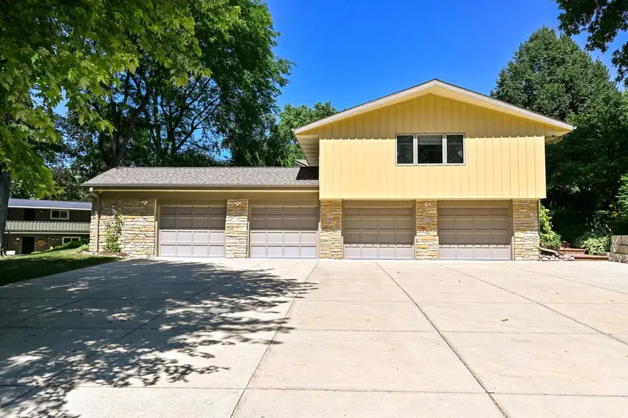 5792 Finch LANE, Greendale, WI 53129 - #2