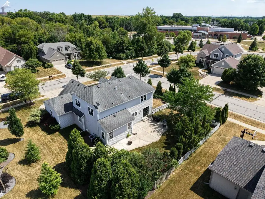 10375 S Monardy LANE, Oak Creek, WI 53154 - #2