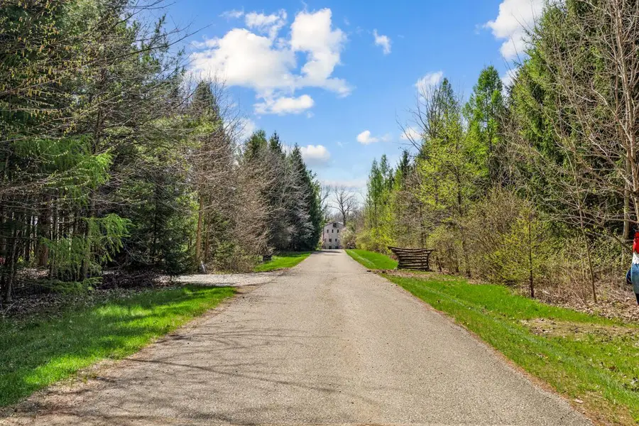 26619 Washington AVENUE, Waterford, WI 53185 - #3