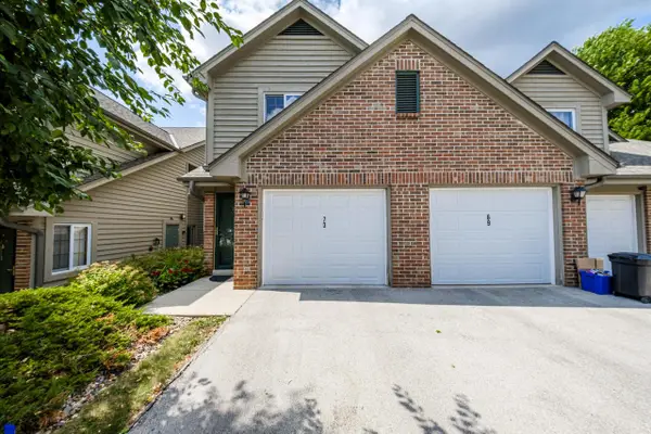 18500 Brookfield Lakes DRIVE #73, Brookfield, WI 53045