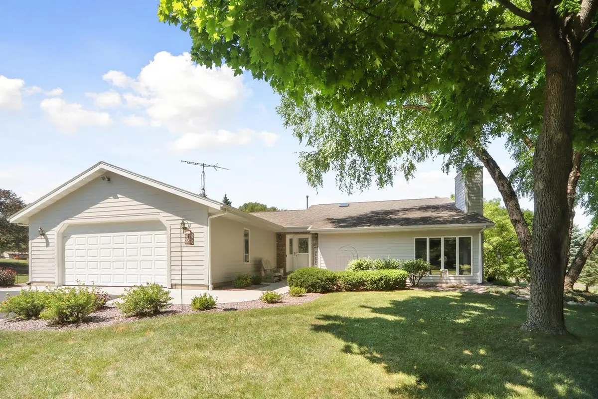 W5502 Evergreen ROAD, Elkhorn, WI 53121 - #1