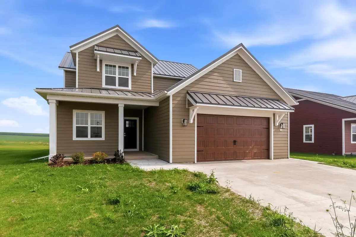 122 Luxembourg Brotherhood BOULEVARD, Belgium, WI 53004 - #1