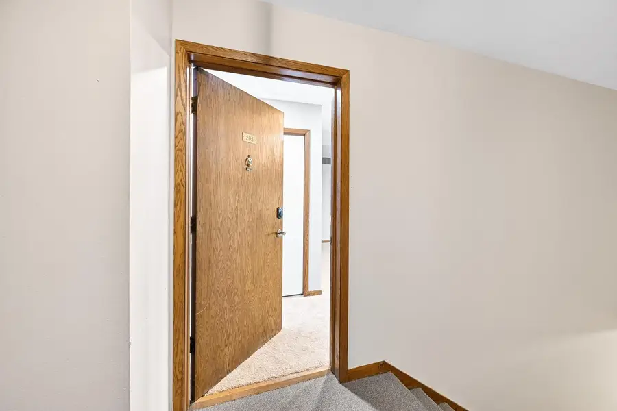 7530 N Port Washington ROAD #203, Fox Point, WI 53217 - #3