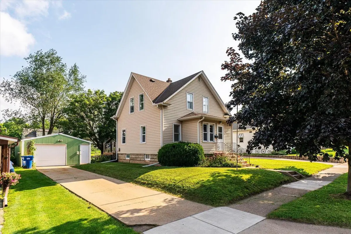 408 E Broadway STREET, Viroqua, WI 54665 - #1