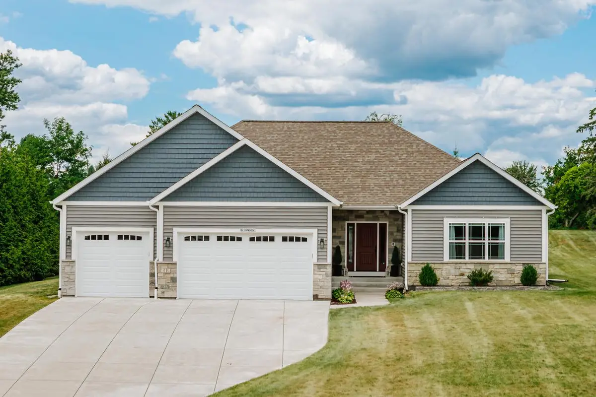 W218N9691 Happy Hollow LANE, Germantown, WI 53022 - #1