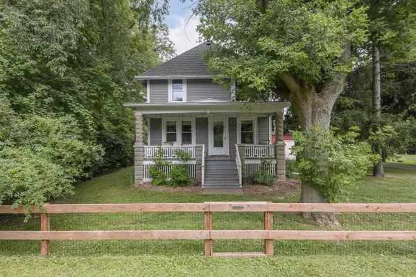 3700 S 116th STREET, Greenfield, WI 53228