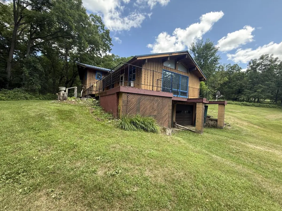 E3835 Bad Axe ROAD, Viroqua, WI 54665 - #1