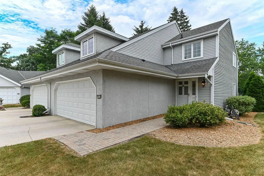 7436 W Tuckaway Creek DRIVE, Franklin, WI 53132 - #2