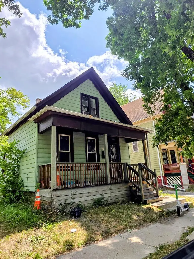 2618 N 17th STREET, Milwaukee, WI 53206 - #1