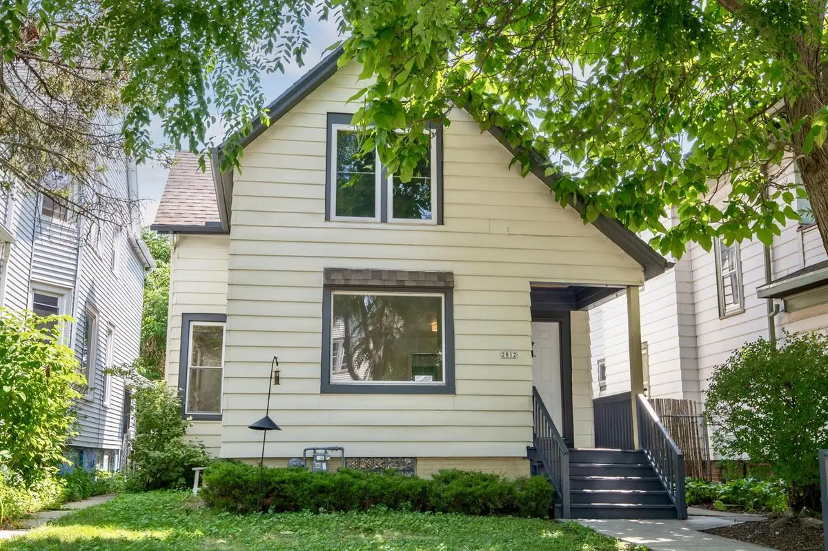 2812 N Pierce STREET, Milwaukee, WI 53212 - #1