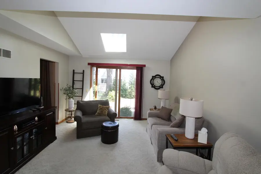 217 S 7th STREET #15, Waterford, WI 53185 - #2