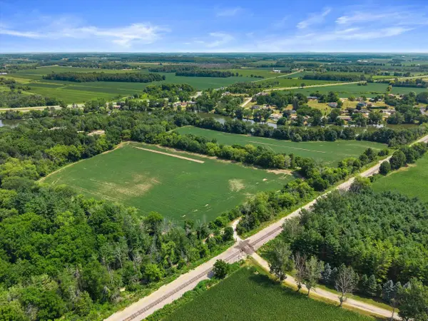 Lt1 KOHLHOFF LANE, Watertown, WI 53094