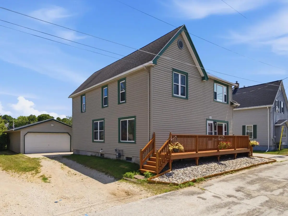 111 S 3rd AVENUE, Saint Nazianz, WI 54232 - #1