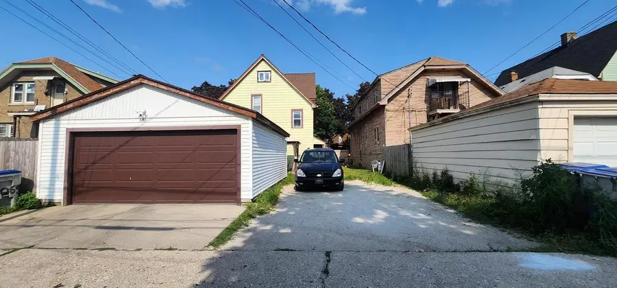2065 S 34Th STREET, Milwaukee, WI 53215 - #2