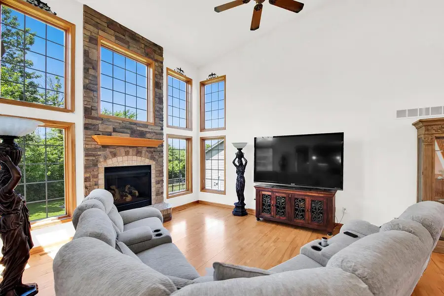 9505 N Michael COURT, Milwaukee, WI 53224 - #3