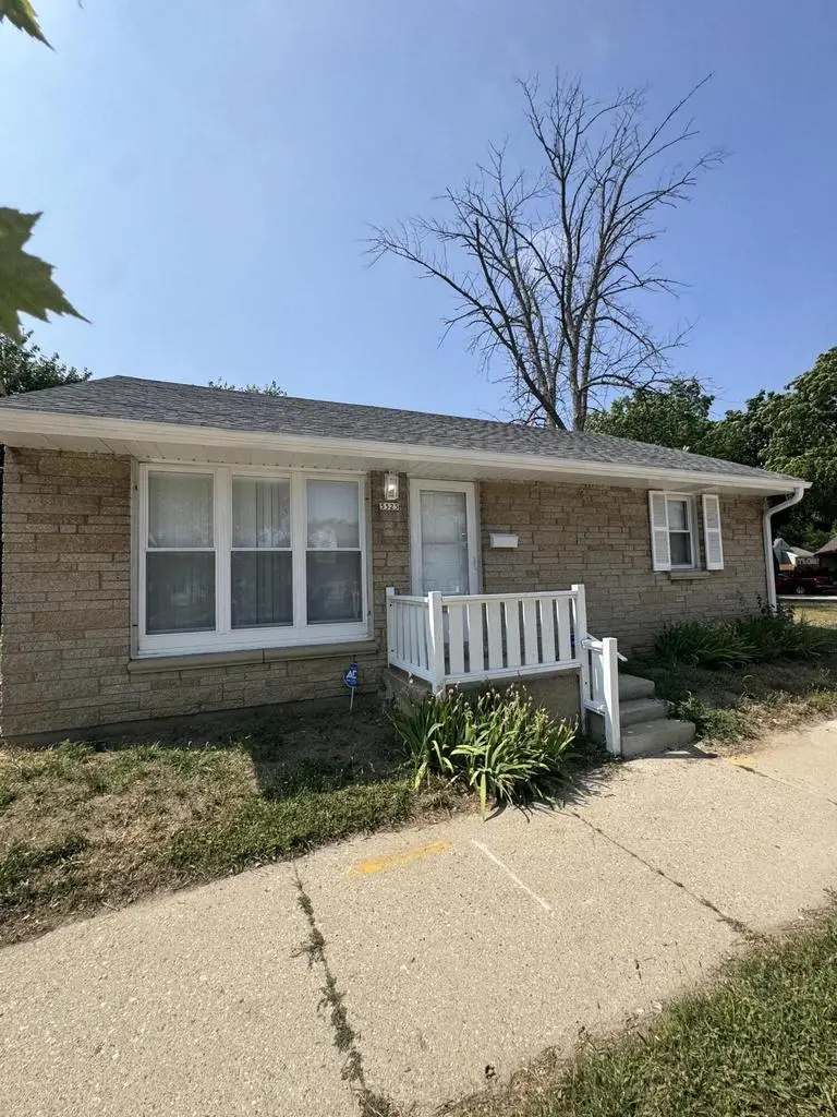5525 N Long Island DRIVE, Milwaukee, WI 53209 - #2