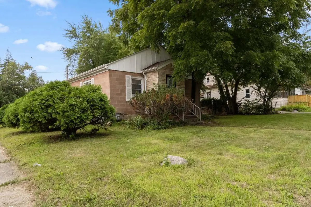 4703 W Villard AVENUE, Milwaukee, WI 53218 - #1