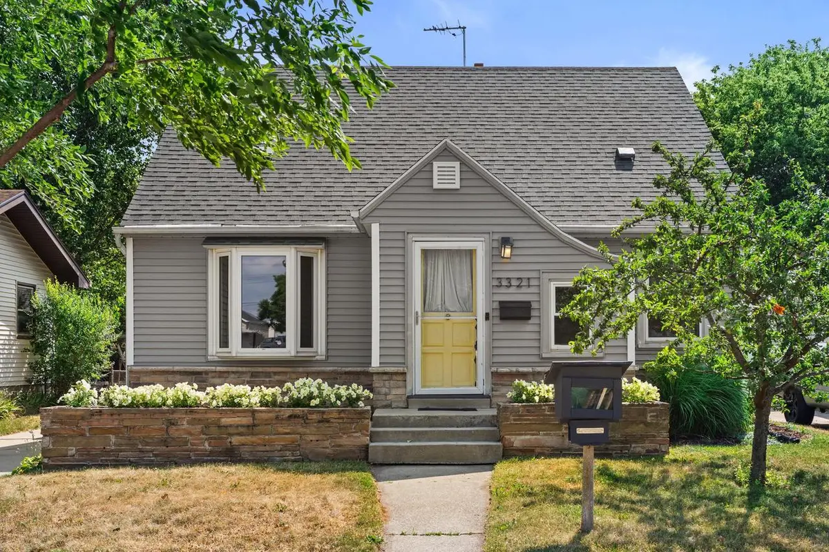 3321 Tenth AVENUE, Racine, WI 53402 - #1